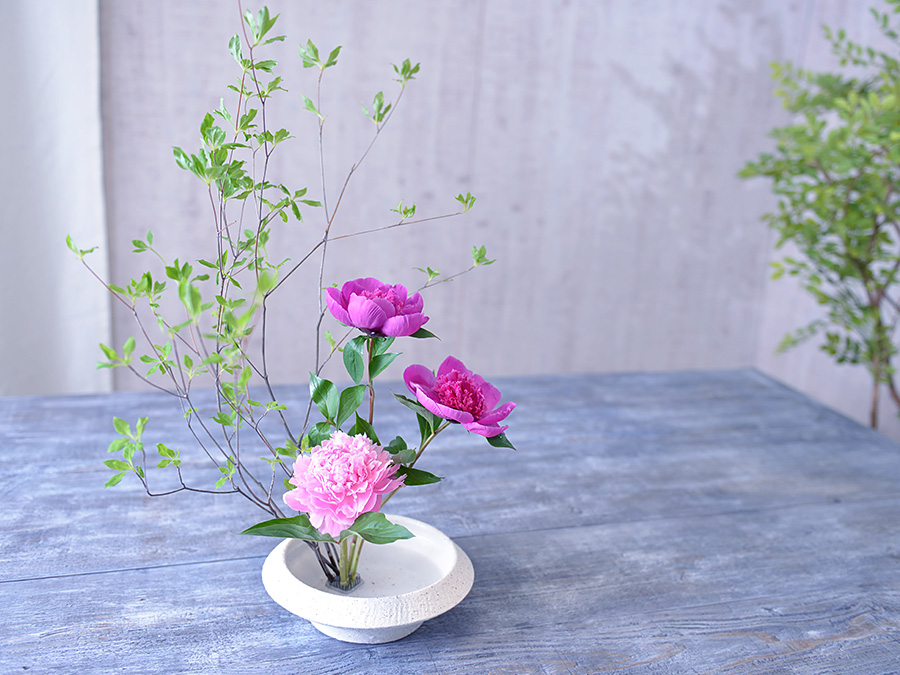 和で芍薬を楽しむアレンジが完成！