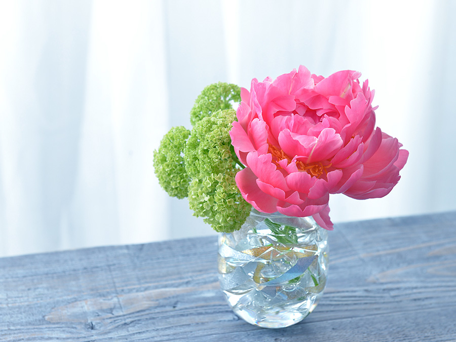 芍薬のアレンジの完成！