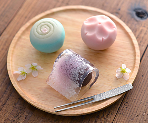 岡埜栄泉総本家 いろがみ