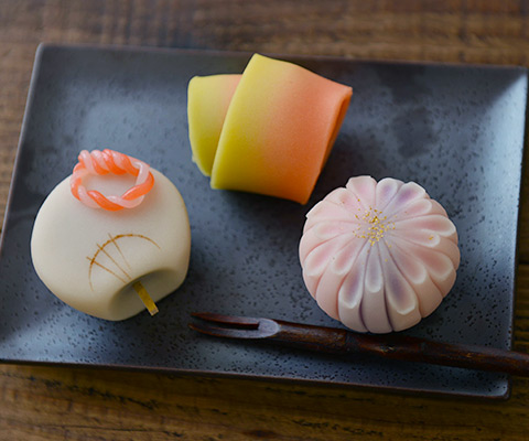 岡埜栄泉総本家 いろがみ